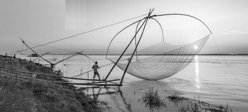 生活随笔：扳罾人的身影