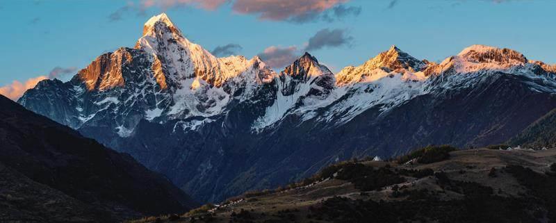 四姑娘山镇变迁：今非昔比的户外天堂