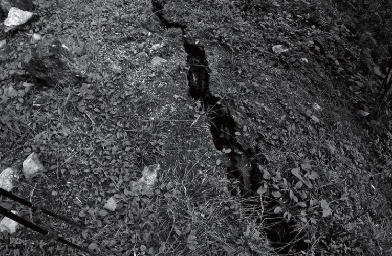 从废墟中活着出来